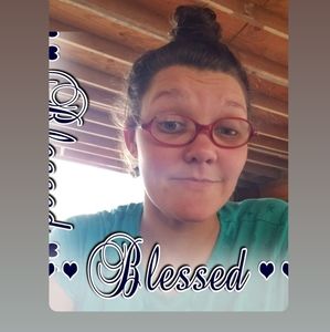 Meet your Posher, Hayley